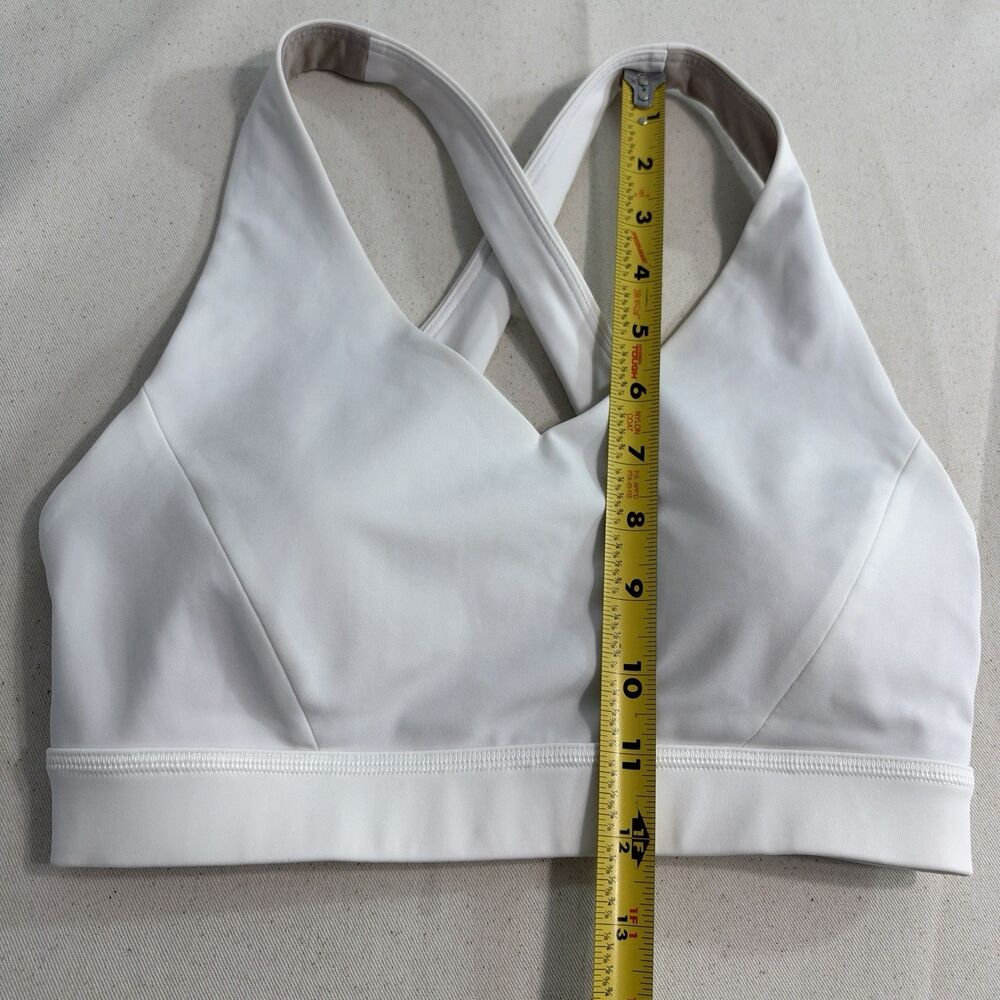 Lululemon Envital Bra Size 4 White Pads Included - Picture 5 of 8
